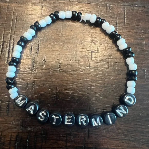 20 Taylor Swift Eras Tour bracelets for trading or sharing! 20 pack! - Picture 5 of 16